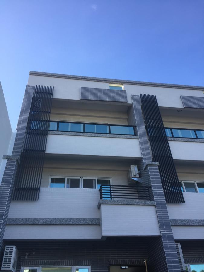 Enjoy The Fly Bnb T'ai-tung Exterior foto