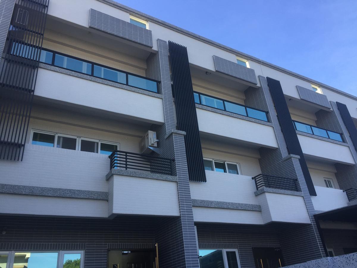 Enjoy The Fly Bnb T'ai-tung Exterior foto